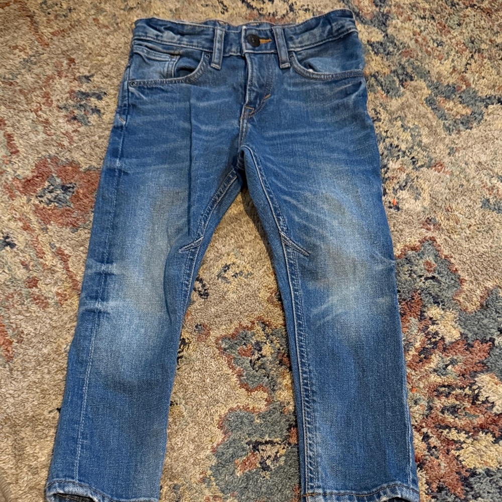 Super cute H & M Jeans